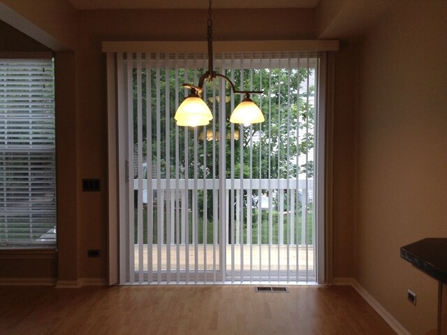 Building Photo - 205 Port Royal Cir