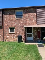 Building Photo - 2107 Stoops Ct