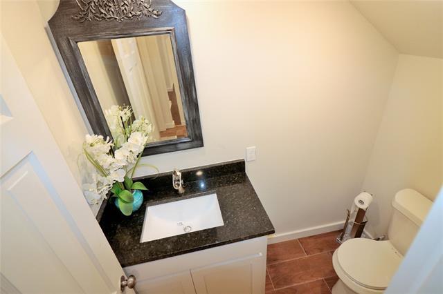 Building Photo - 2126 Ramsey Ave