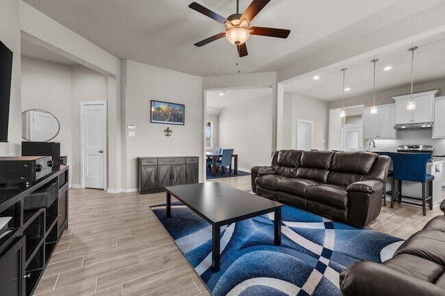Building Photo - 10806 Chrysalis Ct