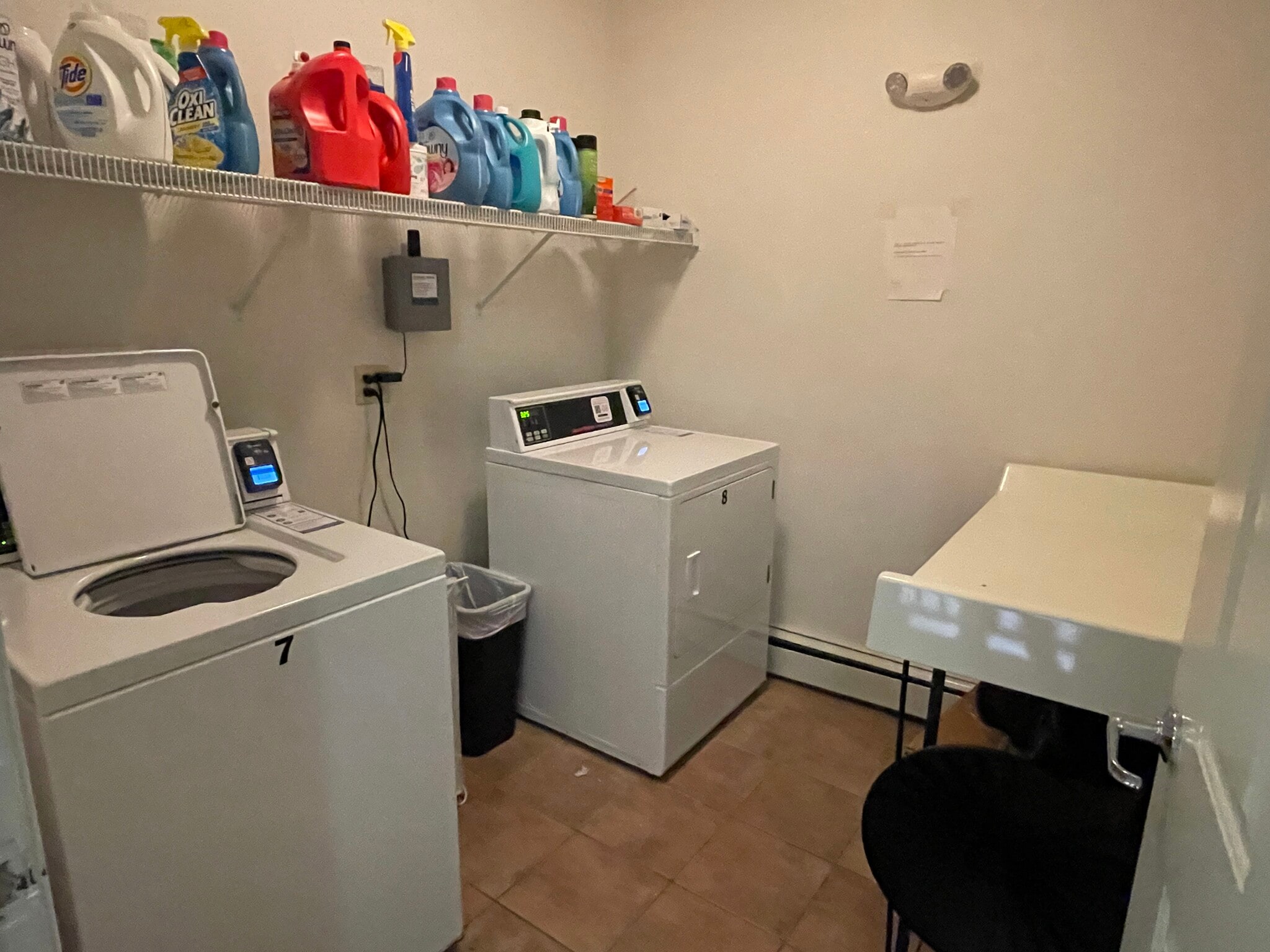 Building Photo - 454 Green St