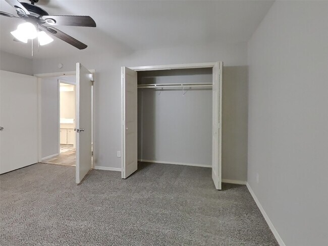 Building Photo - 4422 Monteith Dr