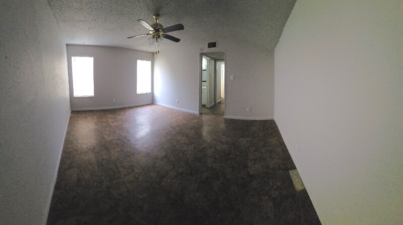 Building Photo - 8041 Southbrook Cir