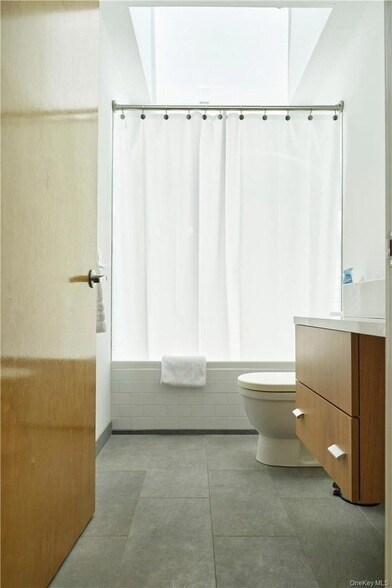 Building Photo - 194 Pleasant Ridge Rd