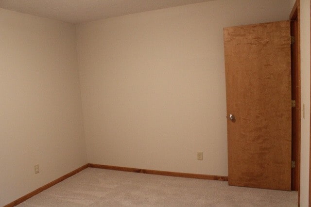 Building Photo - 3 bed 2 bath in Ogden