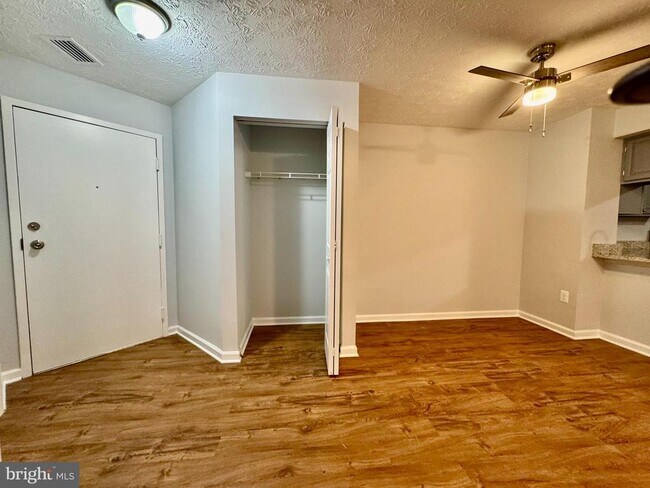 Building Photo - 12201 St Peter Ct