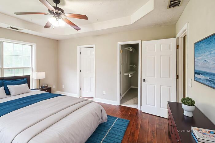 Building Photo - 1332 Crestview Rd