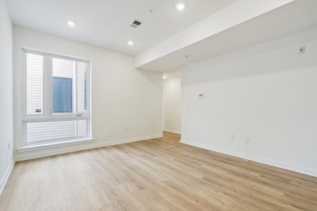 Building Photo - 1809 N 18th St