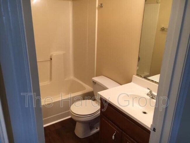 Building Photo - 257 Sunshine Cir