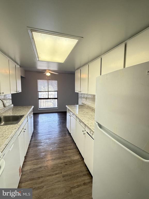 Building Photo - 13215 Dairymaid Dr