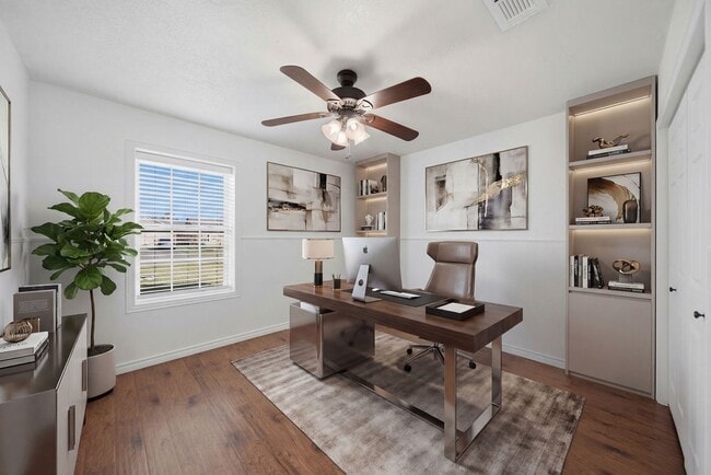 Building Photo - 2805 Pickett Dr