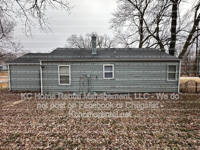 Building Photo - 3416 S Overton Ave