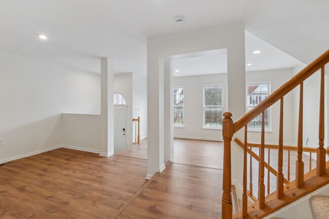 Building Photo - 21193 Millwood Square