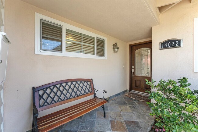 Building Photo - 14022 Elmbrook Dr