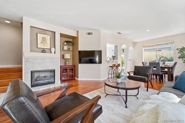 Building Photo - Outstanding Home in Otay Ranch!