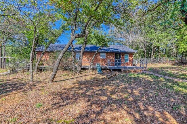 Building Photo - 211 Bumgarner Ave