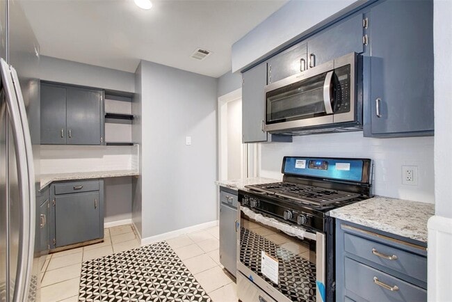 Building Photo - 8705 Parkfield Dr