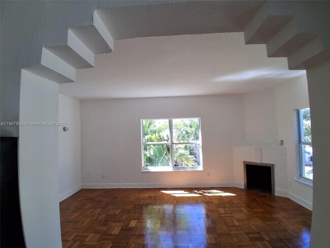 Building Photo - 4035 Meridian Ave