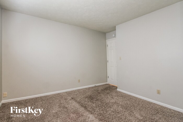 Building Photo - 3938 Bonn Dr