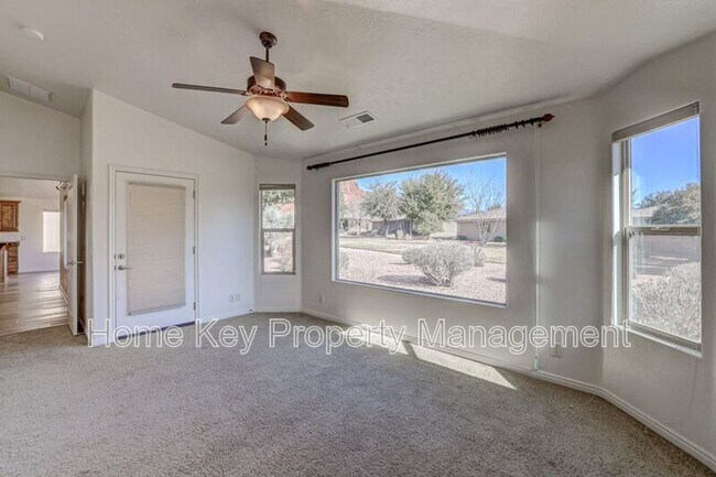 Building Photo - 259 S 300 W