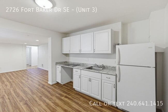 Building Photo - 2726 Fort Baker Dr SE