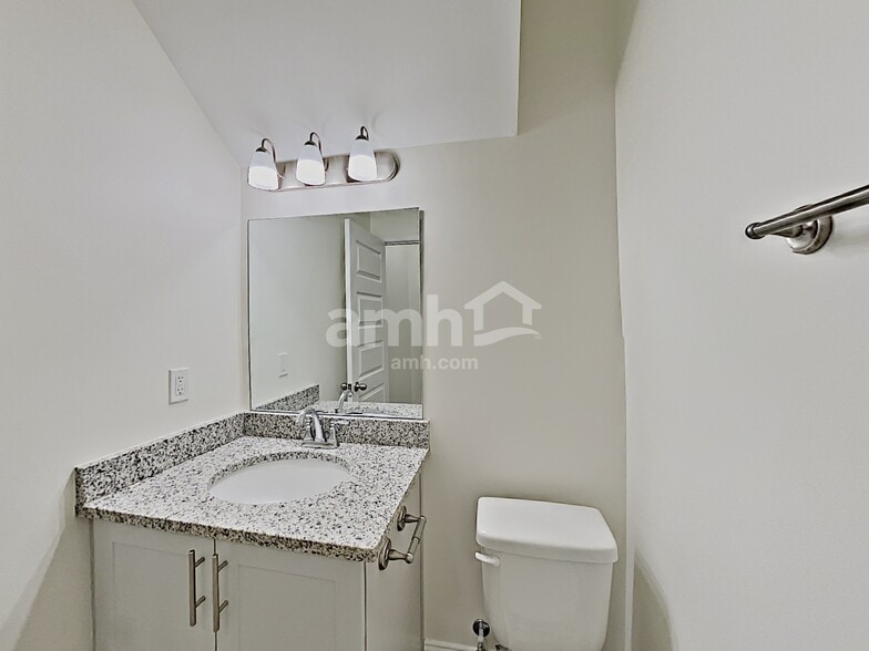 Building Photo - 5312 Tupelo St