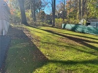 Building Photo - 16 Summit St