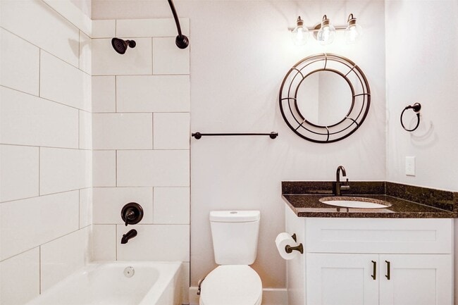 Building Photo - 6731 New York St