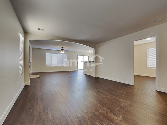 Building Photo - 7972 Crowder St