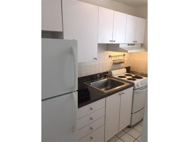 Building Photo - 1838 Fillmore St