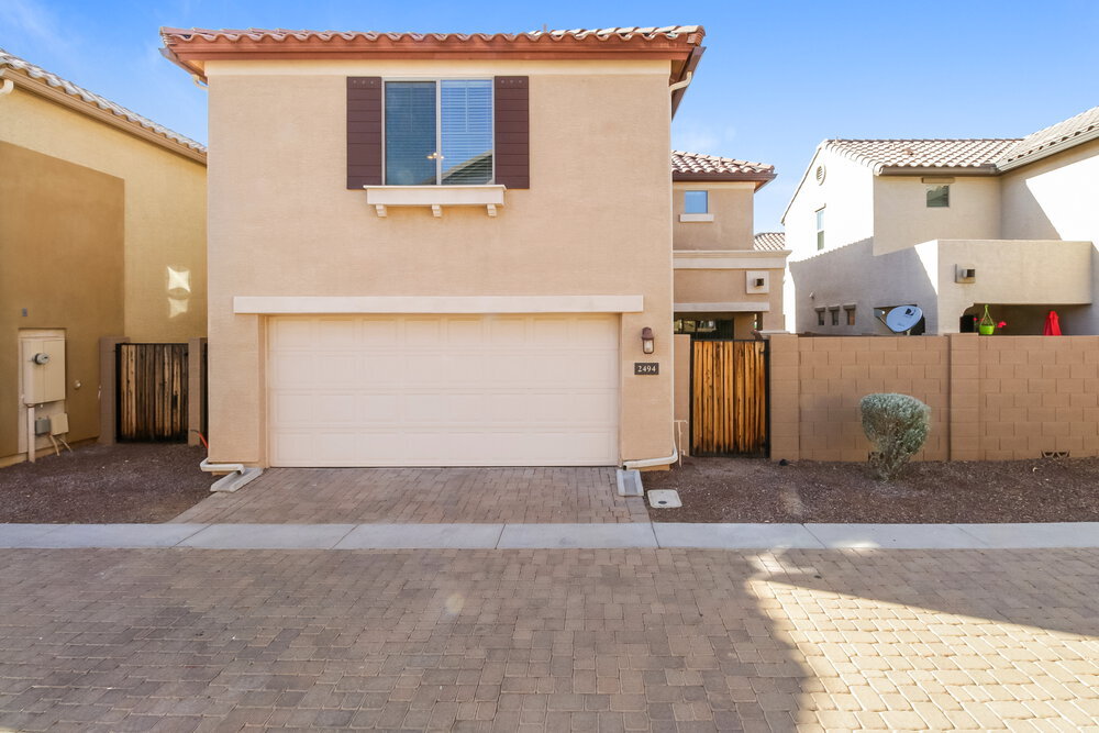 Building Photo - 2494 E Boston St