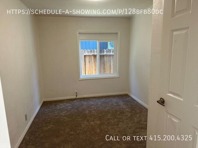 Building Photo - Charming 5-Bedroom Duplex for Rent — Fresh...