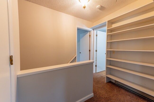 Building Photo - 112 Wickham Square