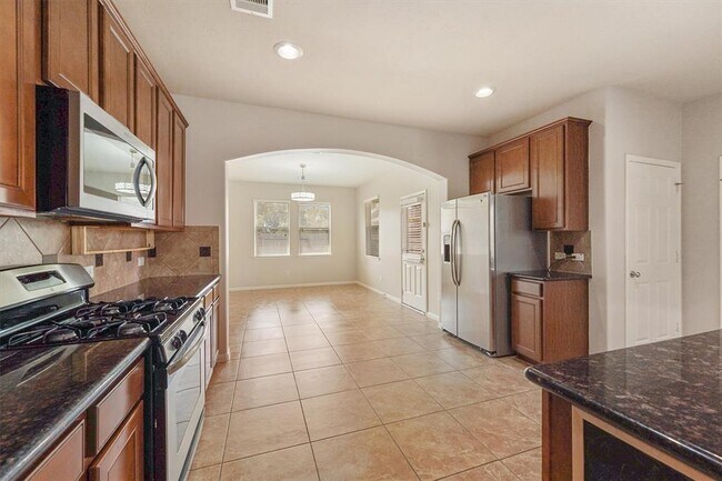 Building Photo - 14131 Avongate Ln