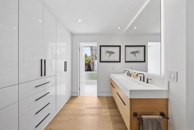 Building Photo - 7713 Esterel Dr