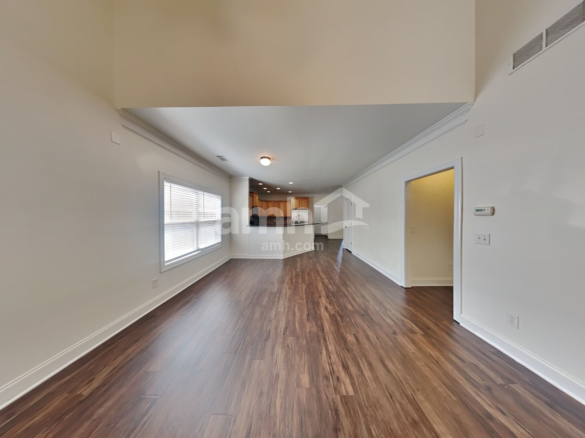 Building Photo - 263 Royal Cres Terrace