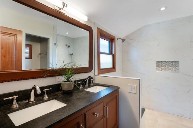 Building Photo - 2675 Clove St