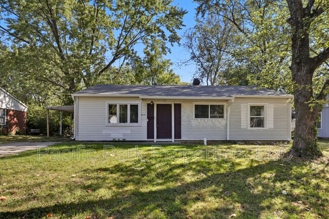 Building Photo - 3639 Richelieu Rd