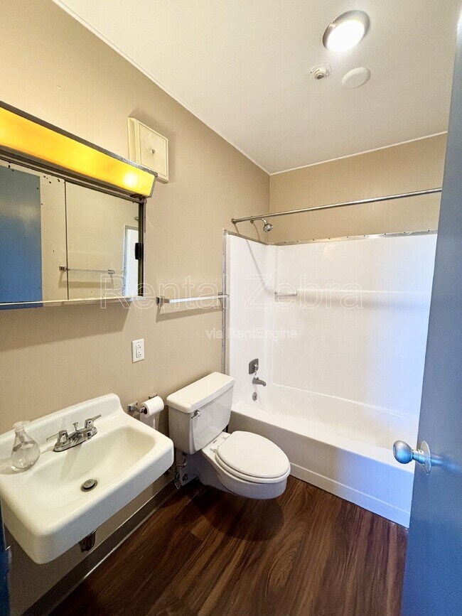 Building Photo - 3745 Hospital Rd