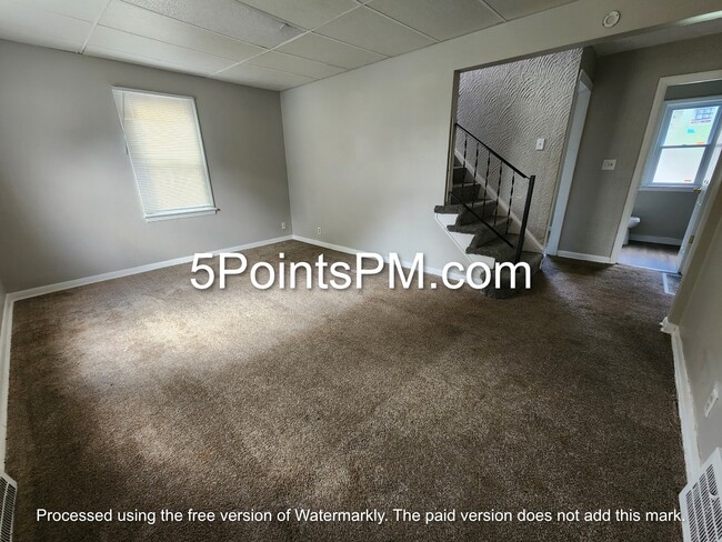 Building Photo - 21411 Raymond St