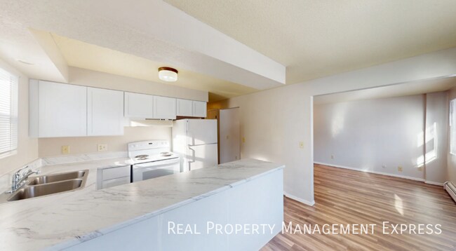 Building Photo - 3709 S Cathy Ave