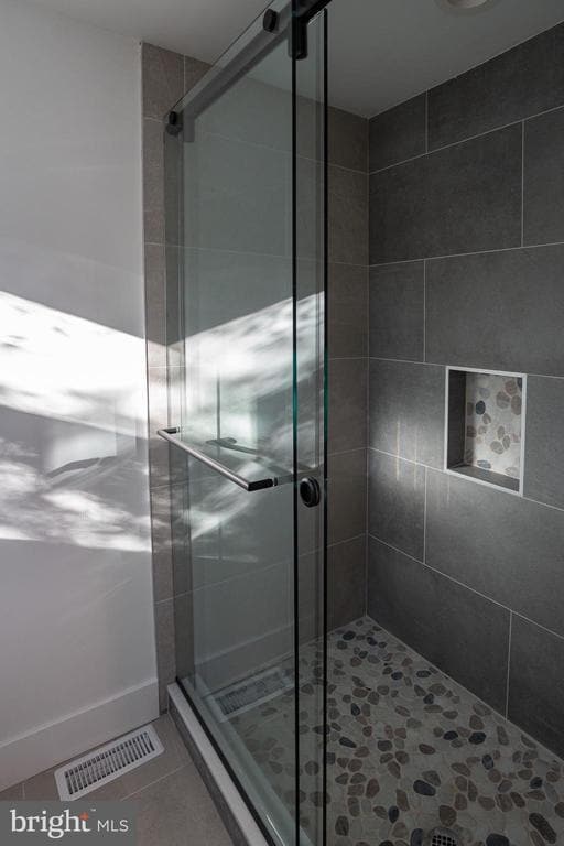 Building Photo - 2538 E County Line Rd