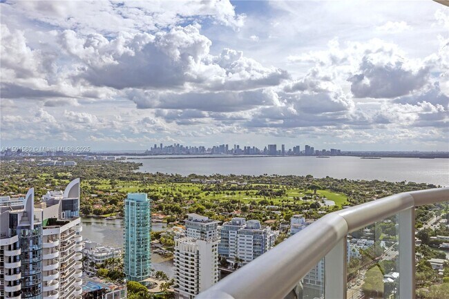Building Photo - 6365 Collins Ave