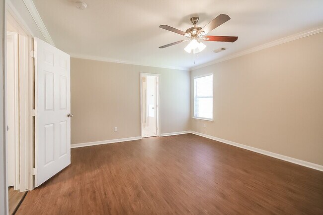 Building Photo - 18114 Shady Cypress Ln