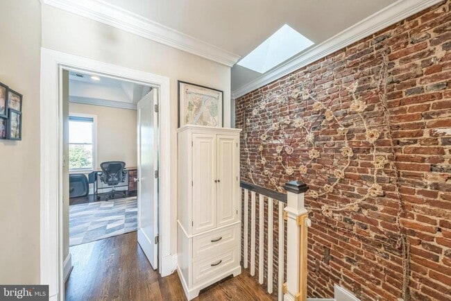 Building Photo - 4213 4th St NW