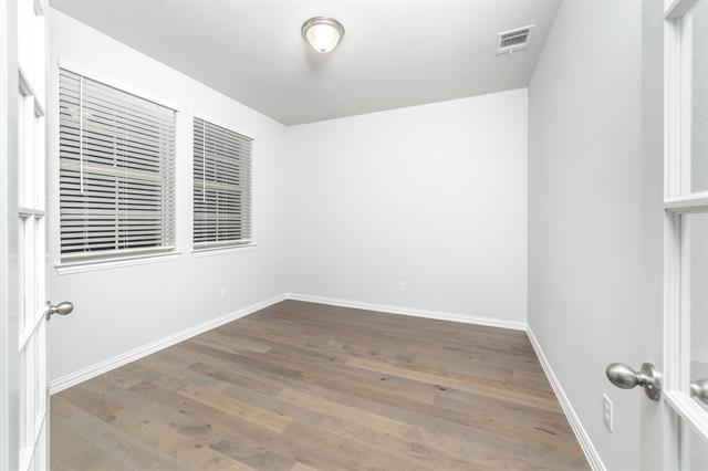Building Photo - 1820 Briar Rose Dr