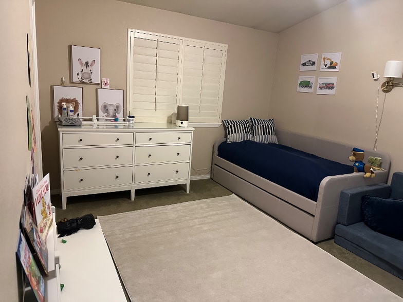 Building Photo - 1516 S Logan St