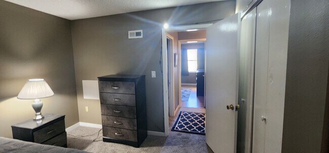 Building Photo - PRICE DROP!  Two Bedroom, Two Bath-Fully F...