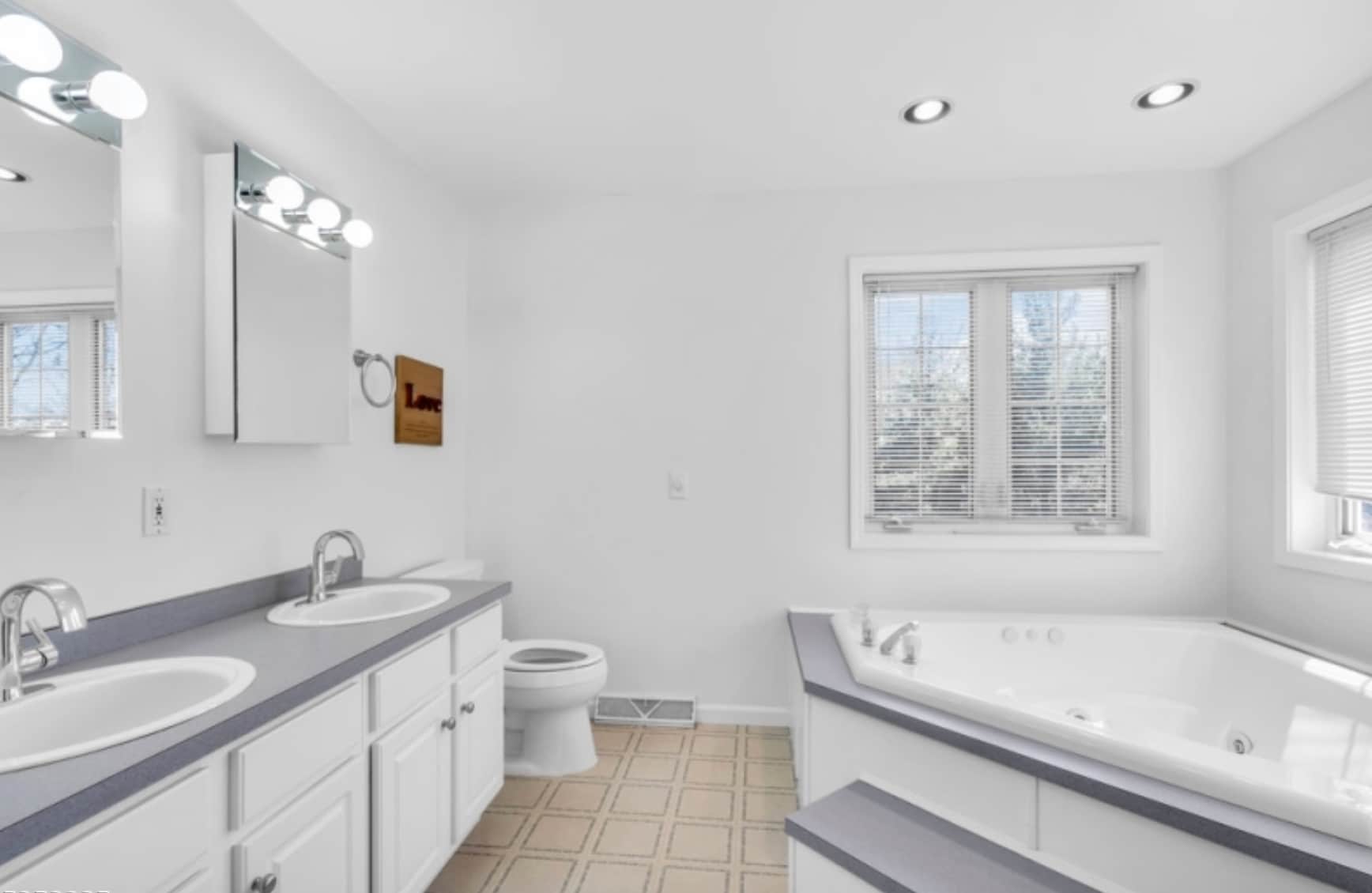 Building Photo - 108 Miller Ln