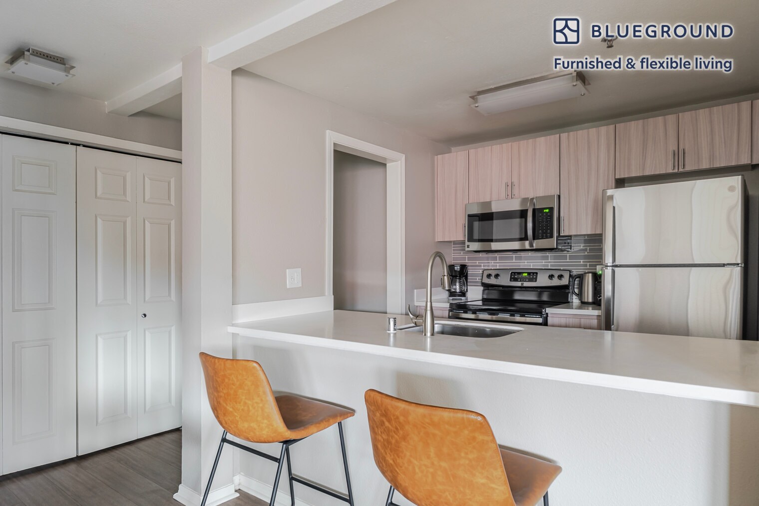 Building Photo - 2400 Elliott Ave